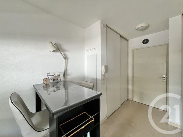 Appartement T1 à louer - 1 pièce - 24.2 m2 - GRENOBLE - 38 - RHONE-ALPES - Century 21 Victor Hugo