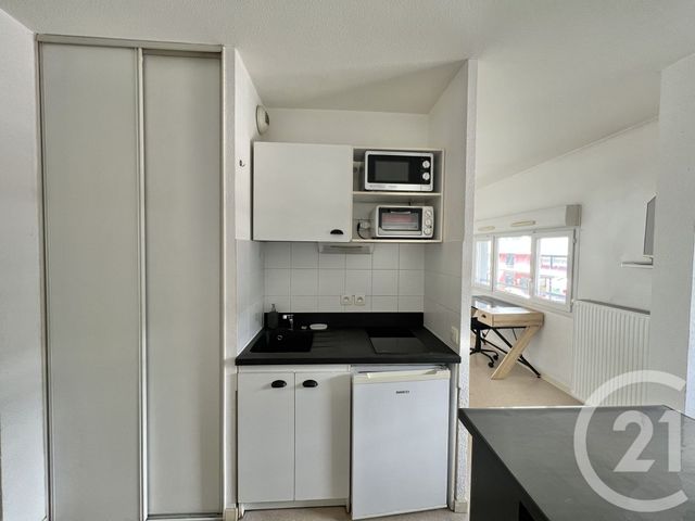 Appartement T1 à louer - 1 pièce - 24.2 m2 - GRENOBLE - 38 - RHONE-ALPES - Century 21 Victor Hugo