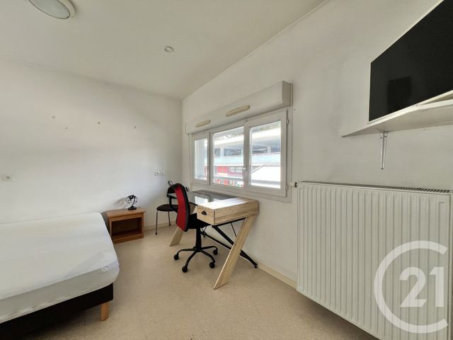 Appartement T1 à louer - 1 pièce - 24.2 m2 - GRENOBLE - 38 - RHONE-ALPES - Century 21 Victor Hugo