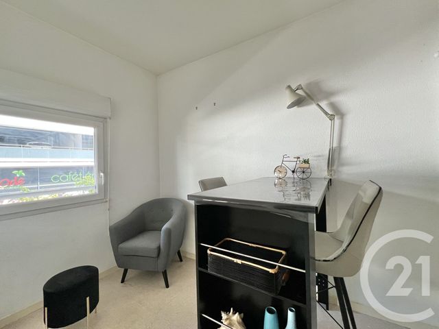 Appartement T1 à louer - 1 pièce - 24.2 m2 - GRENOBLE - 38 - RHONE-ALPES - Century 21 Victor Hugo