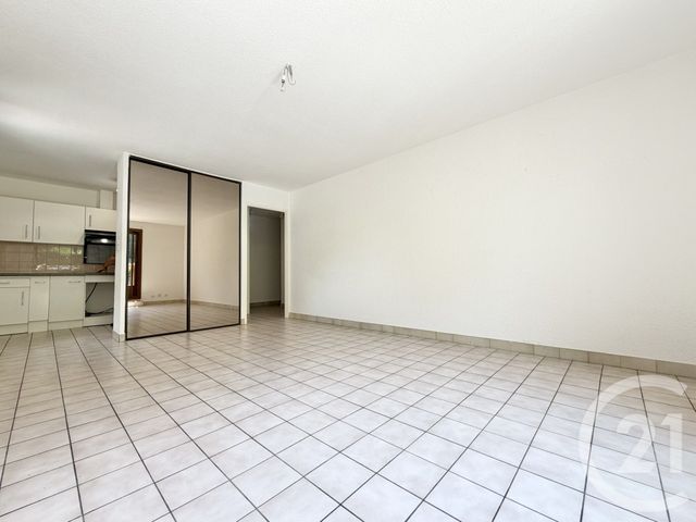 Appartement T2 à louer - 2 pièces - 52.69 m2 - NOYAREY - 38 - RHONE-ALPES - Century 21 Victor Hugo