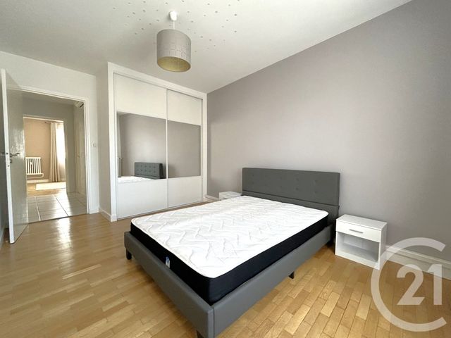 Appartement T3 à louer - 3 pièces - 82.52 m2 - GRENOBLE - 38 - RHONE-ALPES - Century 21 Victor Hugo