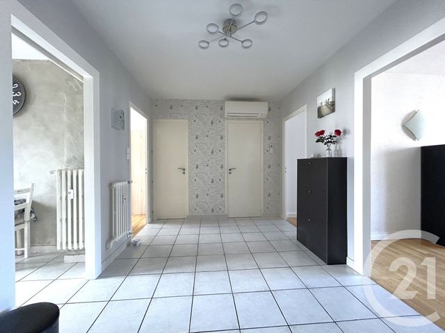 Appartement T3 à louer - 3 pièces - 82.52 m2 - GRENOBLE - 38 - RHONE-ALPES - Century 21 Victor Hugo