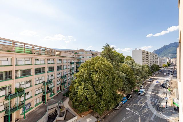 Appartement T3 à vendre - 3 pièces - 54.71 m2 - GRENOBLE - 38 - RHONE-ALPES - Century 21 Victor Hugo