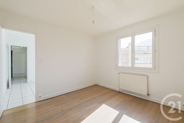 Appartement T3 à vendre - 3 pièces - 54.71 m2 - GRENOBLE - 38 - RHONE-ALPES - Century 21 Victor Hugo