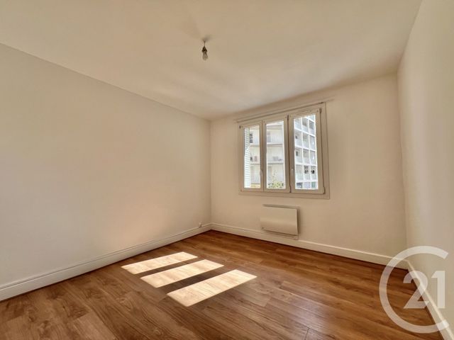 Appartement T3 à louer - 3 pièces - 79.38 m2 - GRENOBLE - 38 - RHONE-ALPES - Century 21 Victor Hugo