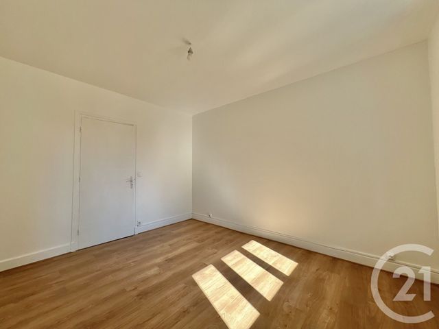 Appartement T3 à louer - 3 pièces - 79.38 m2 - GRENOBLE - 38 - RHONE-ALPES - Century 21 Victor Hugo