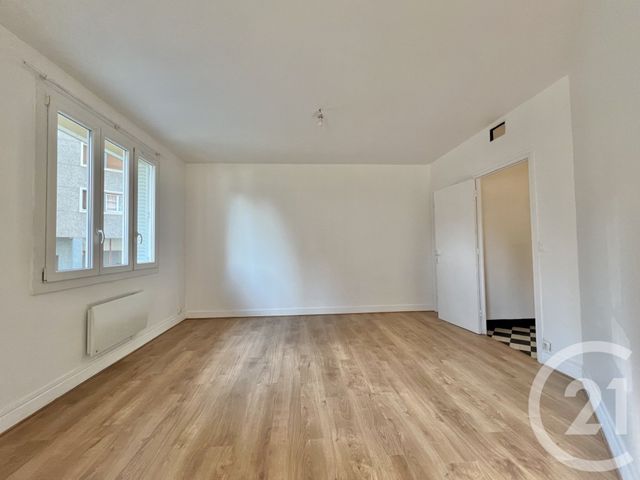 Appartement T3 à louer - 3 pièces - 79.38 m2 - GRENOBLE - 38 - RHONE-ALPES - Century 21 Victor Hugo