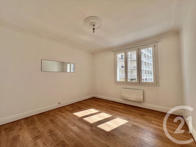 Appartement T3 à louer - 3 pièces - 79.38 m2 - GRENOBLE - 38 - RHONE-ALPES - Century 21 Victor Hugo