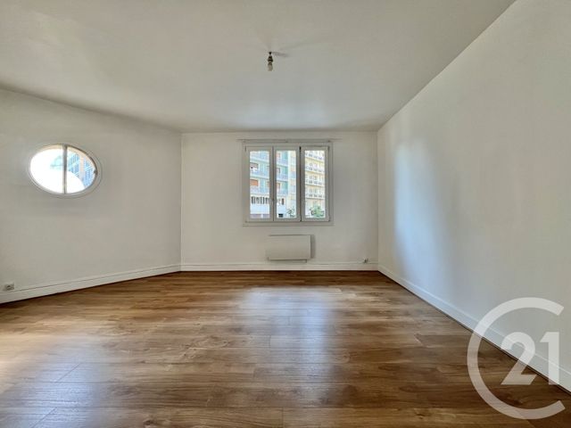 Appartement T3 à louer - 3 pièces - 79.38 m2 - GRENOBLE - 38 - RHONE-ALPES - Century 21 Victor Hugo