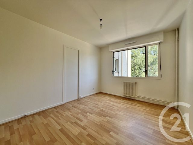 Appartement T3 à louer - 3 pièces - 85.15 m2 - GRENOBLE - 38 - RHONE-ALPES - Century 21 Victor Hugo