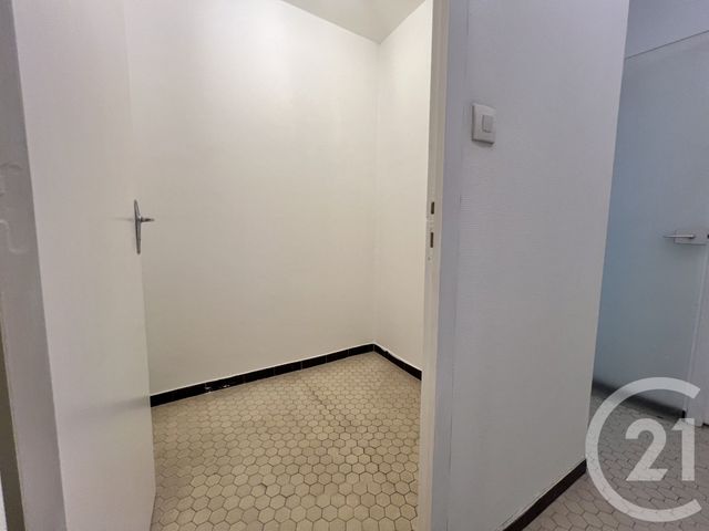 Appartement T3 à louer - 3 pièces - 85.15 m2 - GRENOBLE - 38 - RHONE-ALPES - Century 21 Victor Hugo