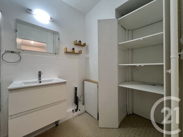 Appartement T3 à louer - 3 pièces - 85.15 m2 - GRENOBLE - 38 - RHONE-ALPES - Century 21 Victor Hugo