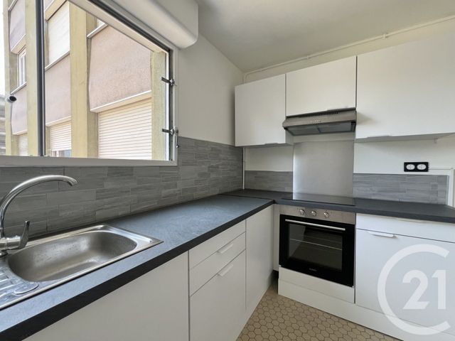 Appartement T3 à louer - 3 pièces - 85.15 m2 - GRENOBLE - 38 - RHONE-ALPES - Century 21 Victor Hugo