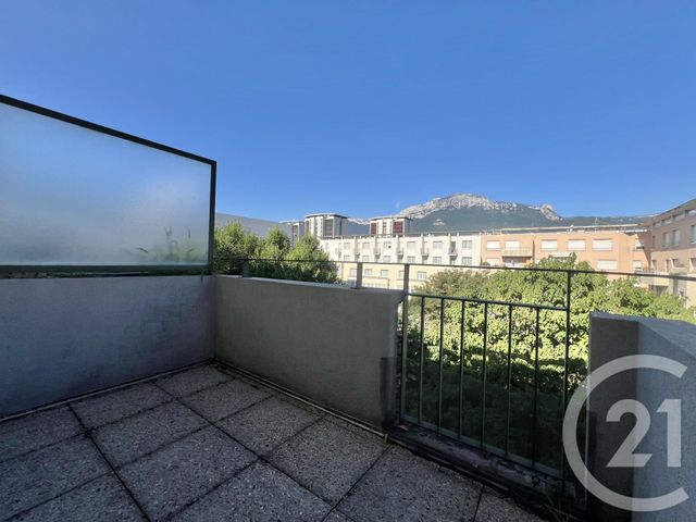 Appartement T3 à louer - 3 pièces - 70.76 m2 - GRENOBLE - 38 - RHONE-ALPES - Century 21 Victor Hugo