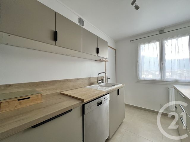 Appartement T2 à louer - 2 pièces - 45.35 m2 - GRENOBLE - 38 - RHONE-ALPES - Century 21 Victor Hugo