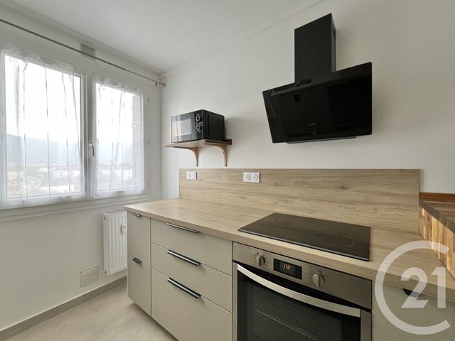 Appartement T2 à louer - 2 pièces - 45.35 m2 - GRENOBLE - 38 - RHONE-ALPES - Century 21 Victor Hugo