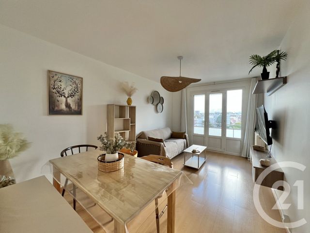 Appartement T2 à louer - 2 pièces - 45.35 m2 - GRENOBLE - 38 - RHONE-ALPES - Century 21 Victor Hugo