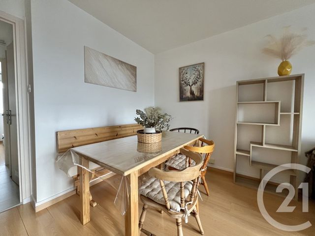Appartement T2 à louer - 2 pièces - 45.35 m2 - GRENOBLE - 38 - RHONE-ALPES - Century 21 Victor Hugo