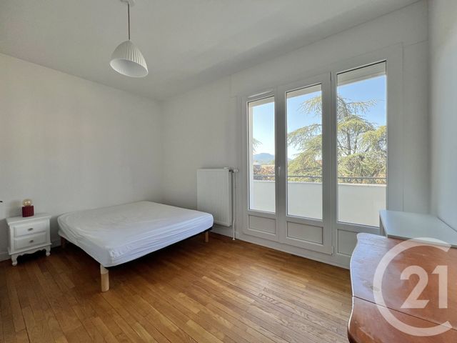 Appartement T3 à louer - 3 pièces - 84.65 m2 - GRENOBLE - 38 - RHONE-ALPES - Century 21 Victor Hugo