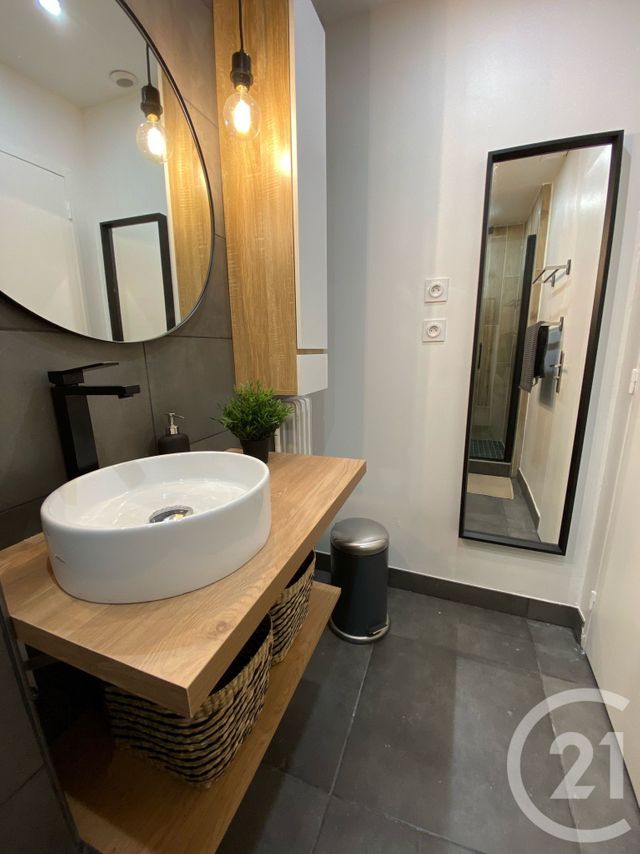 Appartement T3 à louer - 4 pièces - 64.94 m2 - GRENOBLE - 38 - RHONE-ALPES - Century 21 Victor Hugo