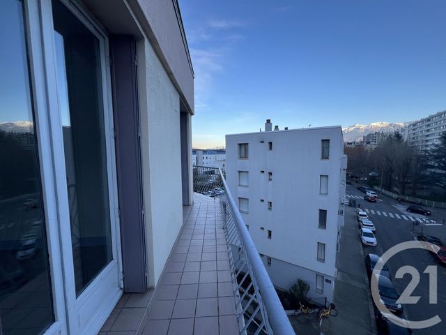 Appartement T1 à louer - 1 pièce - 37.31 m2 - GRENOBLE - 38 - RHONE-ALPES - Century 21 Victor Hugo