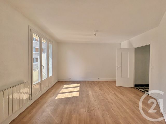 Appartement T3 à louer - 3 pièces - 82.77 m2 - GRENOBLE - 38 - RHONE-ALPES - Century 21 Victor Hugo