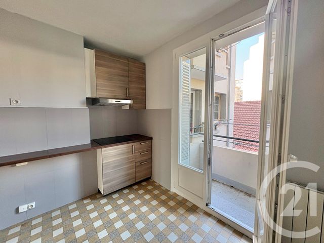 Appartement T3 à louer - 3 pièces - 82.77 m2 - GRENOBLE - 38 - RHONE-ALPES - Century 21 Victor Hugo