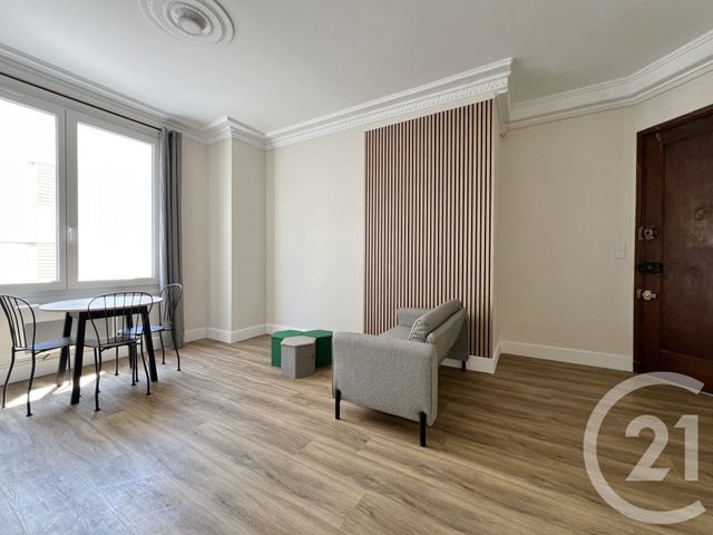 Appartement T2 à louer - 2 pièces - 36.0 m2 - GRENOBLE - 38 - RHONE-ALPES - Century 21 Victor Hugo