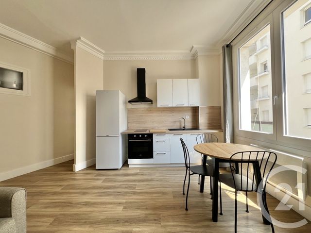 Appartement T2 à louer - 2 pièces - 36.0 m2 - GRENOBLE - 38 - RHONE-ALPES - Century 21 Victor Hugo