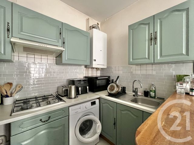 Appartement T3 à louer - 3 pièces - 62.31 m2 - GRENOBLE - 38 - RHONE-ALPES - Century 21 Victor Hugo