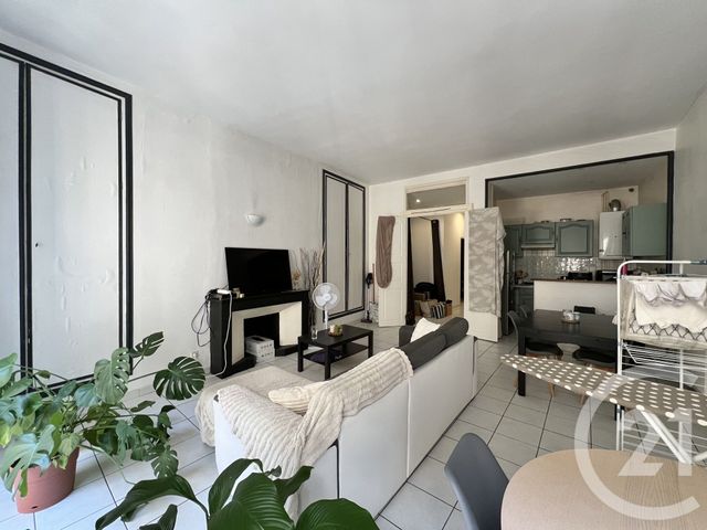 Appartement T3 à louer - 3 pièces - 62.31 m2 - GRENOBLE - 38 - RHONE-ALPES - Century 21 Victor Hugo