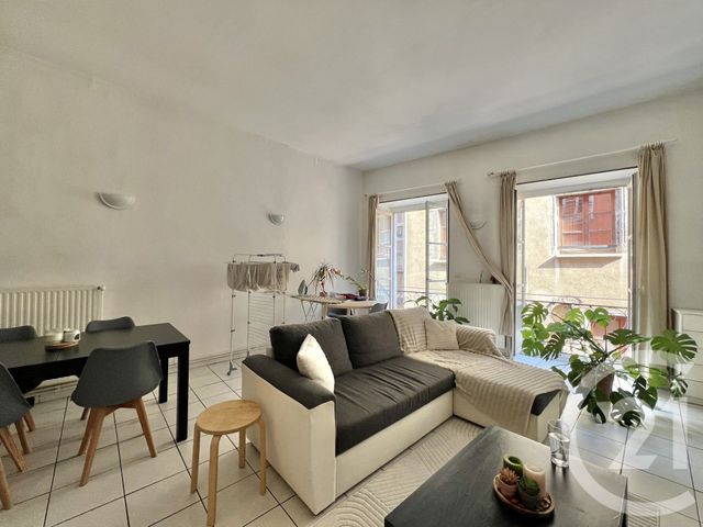 Appartement T3 à louer - 3 pièces - 62.31 m2 - GRENOBLE - 38 - RHONE-ALPES - Century 21 Victor Hugo