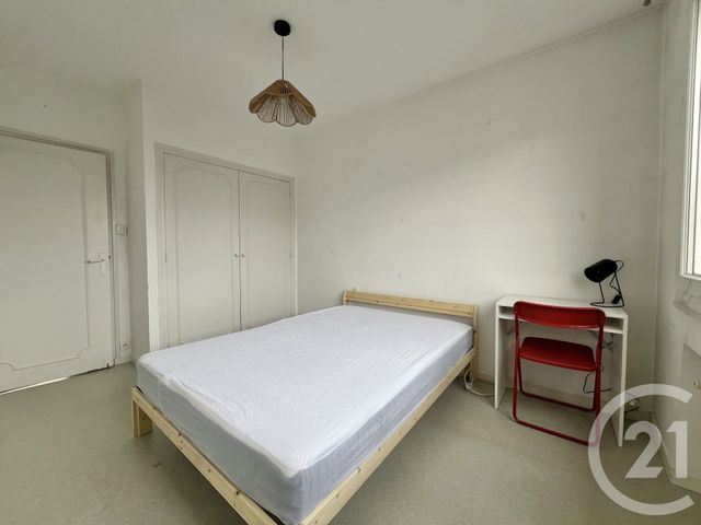 Appartement T4 à louer - 4 pièces - 84.4 m2 - GRENOBLE - 38 - RHONE-ALPES - Century 21 Victor Hugo