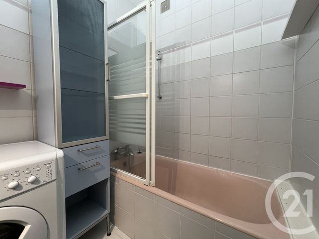 Appartement T4 à louer - 4 pièces - 84.4 m2 - GRENOBLE - 38 - RHONE-ALPES - Century 21 Victor Hugo