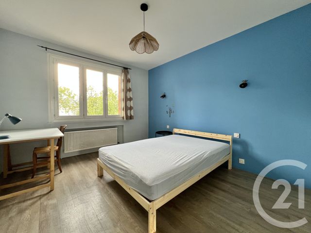 Appartement T4 à louer - 4 pièces - 84.4 m2 - GRENOBLE - 38 - RHONE-ALPES - Century 21 Victor Hugo