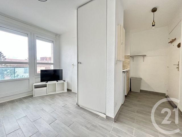 Appartement Studio à louer - 1 pièce - 17.74 m2 - GRENOBLE - 38 - RHONE-ALPES - Century 21 Victor Hugo