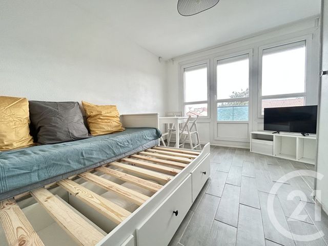 Appartement Studio à louer - 1 pièce - 17.74 m2 - GRENOBLE - 38 - RHONE-ALPES - Century 21 Victor Hugo