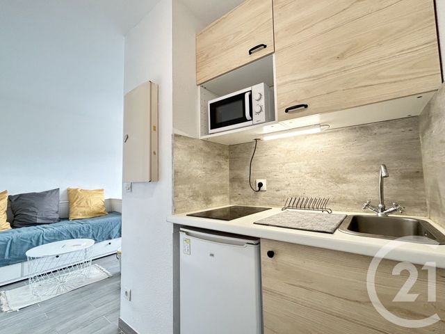 Appartement Studio à louer - 1 pièce - 17.74 m2 - GRENOBLE - 38 - RHONE-ALPES - Century 21 Victor Hugo
