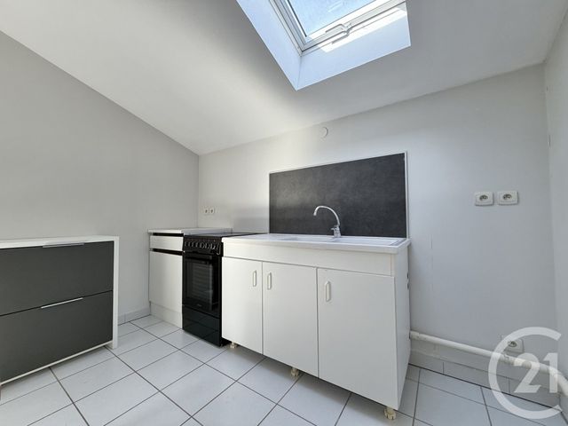 Appartement T2 à louer - 2 pièces - 39.38 m2 - VIF - 38 - RHONE-ALPES - Century 21 Victor Hugo