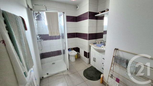 Appartement F3 à vendre - 3 pièces - 68.0 m2 - FONTAINE - 38 - RHONE-ALPES - Century 21 Victor Hugo