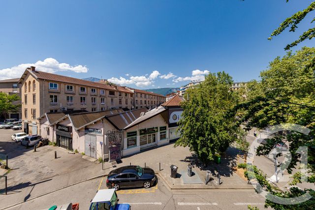 Appartement T2 à vendre - 2 pièces - 50.84 m2 - GRENOBLE - 38 - RHONE-ALPES - Century 21 Victor Hugo