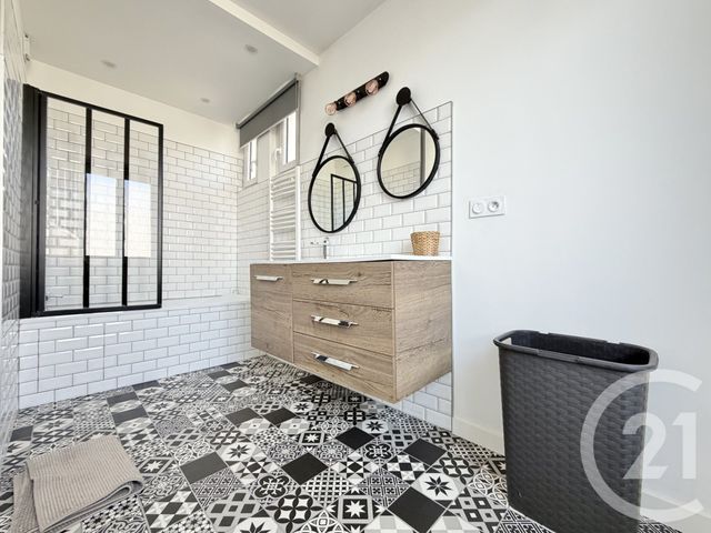 Appartement T3 à louer - 3 pièces - 59.05 m2 - GRENOBLE - 38 - RHONE-ALPES - Century 21 Victor Hugo