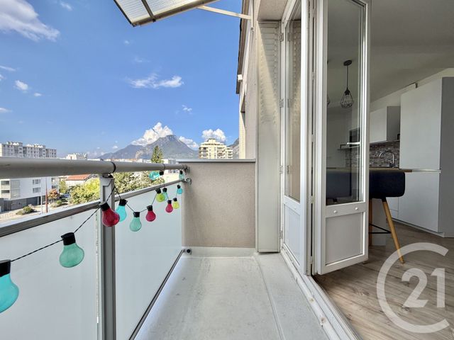 Appartement T3 à louer - 3 pièces - 59.05 m2 - GRENOBLE - 38 - RHONE-ALPES - Century 21 Victor Hugo