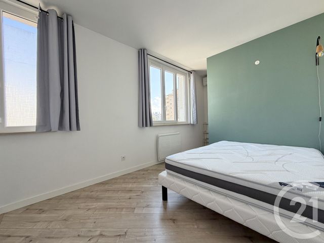 Appartement T3 à louer - 3 pièces - 59.05 m2 - GRENOBLE - 38 - RHONE-ALPES - Century 21 Victor Hugo