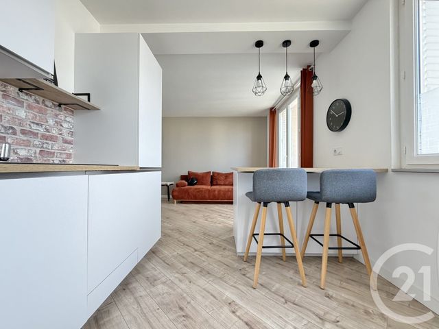 Appartement T3 à louer - 3 pièces - 59.05 m2 - GRENOBLE - 38 - RHONE-ALPES - Century 21 Victor Hugo