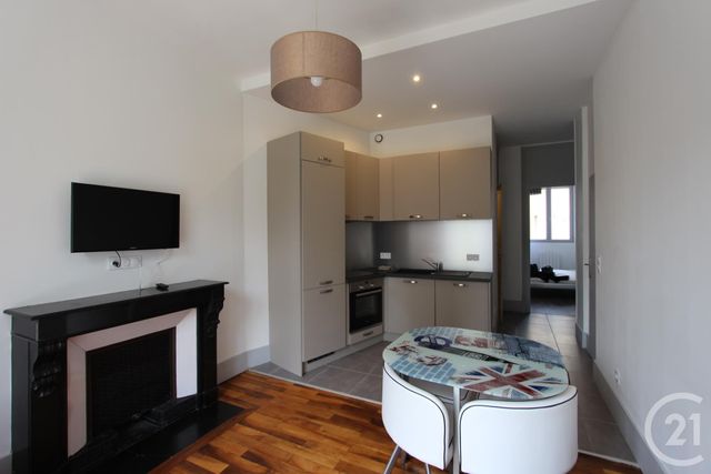 Appartement T2 à louer - 2 pièces - 32.55 m2 - GRENOBLE - 38 - RHONE-ALPES - Century 21 Victor Hugo