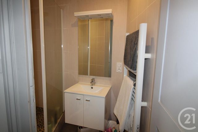 Appartement T2 à louer - 2 pièces - 32.55 m2 - GRENOBLE - 38 - RHONE-ALPES - Century 21 Victor Hugo