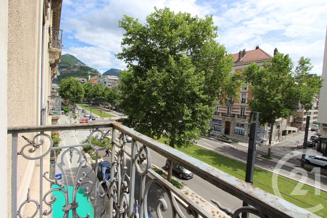 Appartement T2 à louer - 2 pièces - 32.55 m2 - GRENOBLE - 38 - RHONE-ALPES - Century 21 Victor Hugo