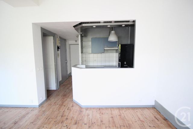 Appartement T2 à louer - 2 pièces - 42.87 m2 - GRENOBLE - 38 - RHONE-ALPES - Century 21 Victor Hugo